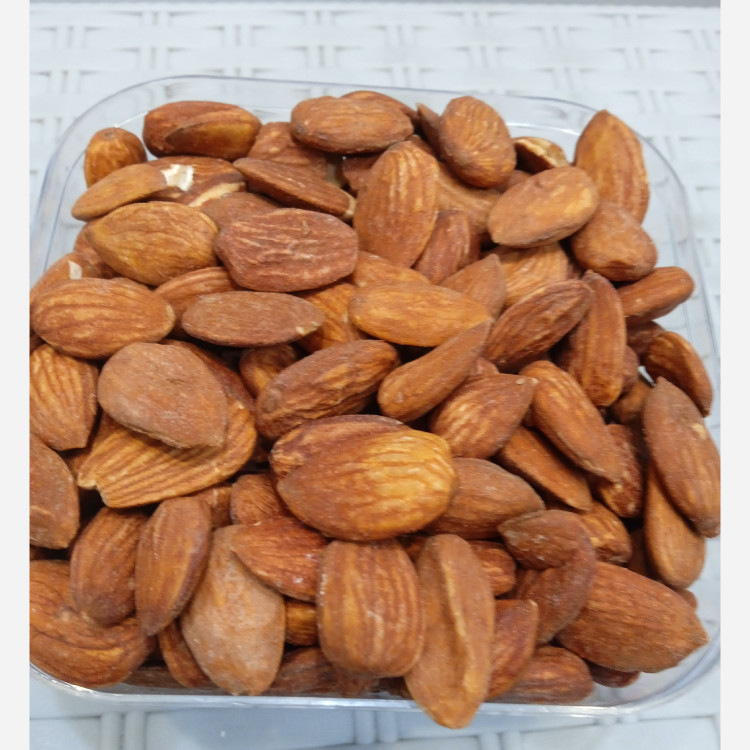 بادام درختی ایرانی شور 100 و 1000 گرمی